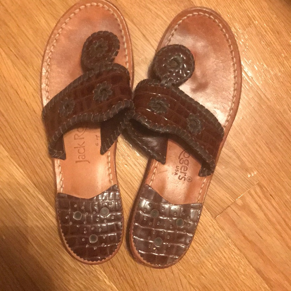 Jack Rogers size 6 brown pattern leather